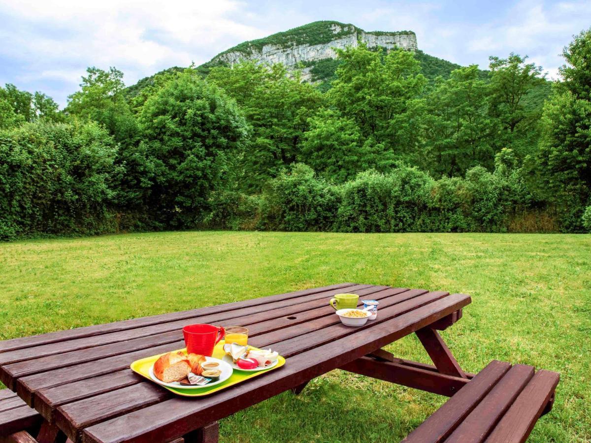 Ibis Budget Grenoble Вореп Экстерьер фото